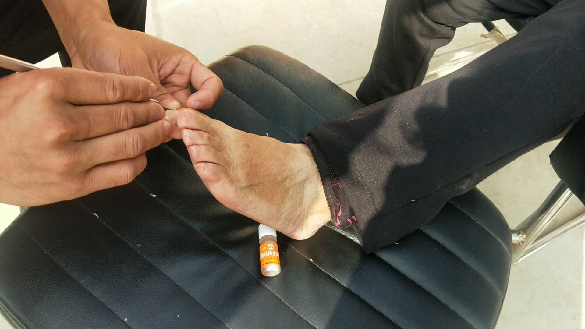 久久人妻少妇嫩草AV