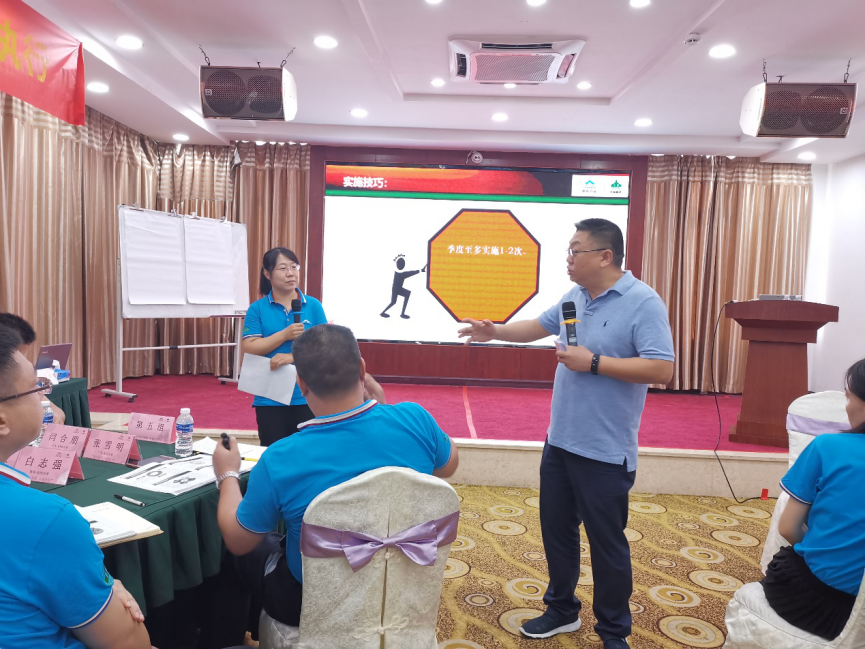 久久人妻少妇嫩草AV