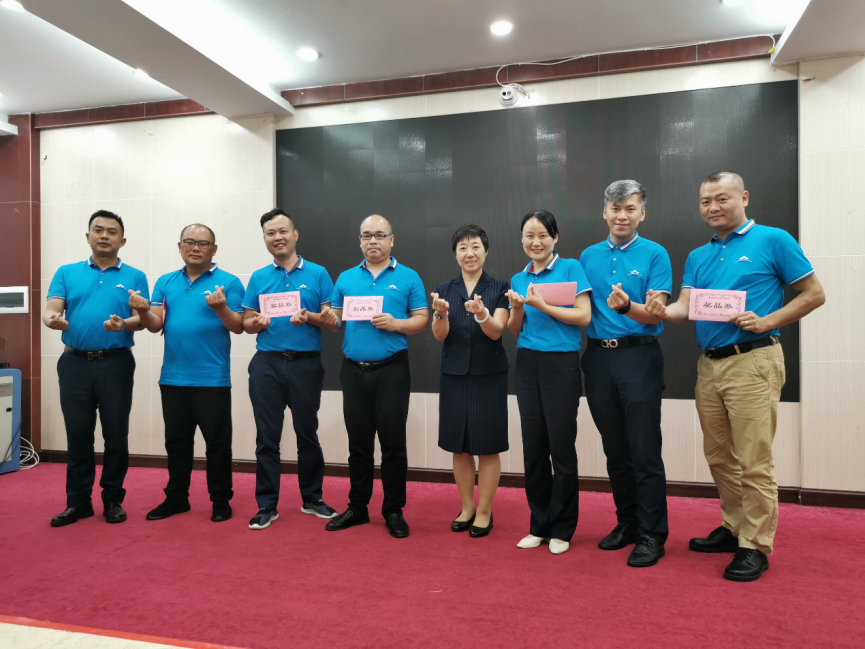 久久人妻少妇嫩草AV