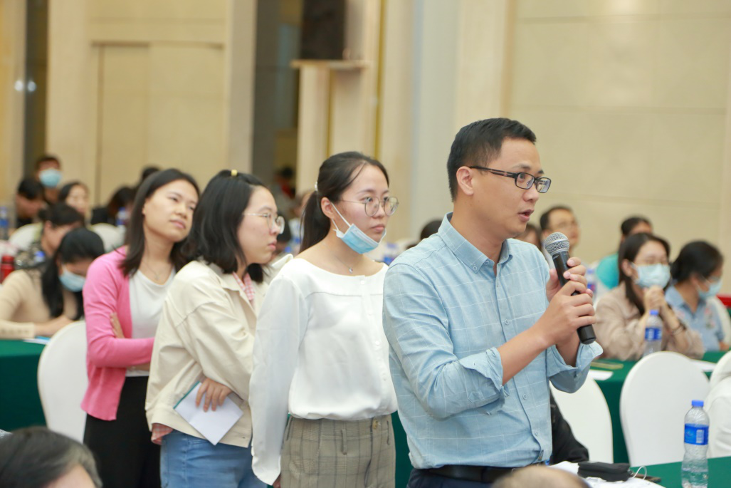 久久人妻少妇嫩草AV