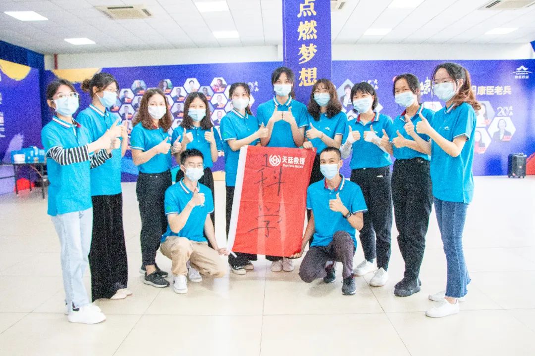 久久人妻少妇嫩草AV