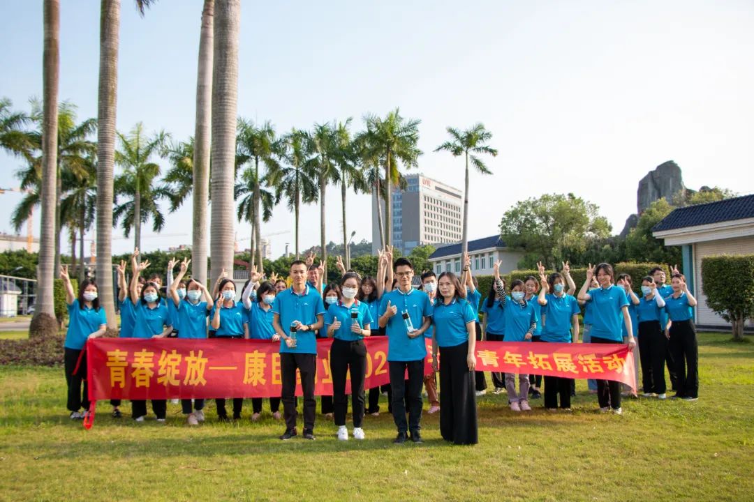 久久人妻少妇嫩草AV