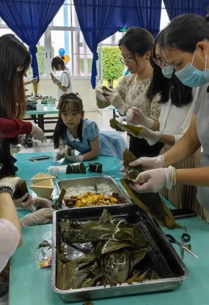 久久人妻少妇嫩草AV