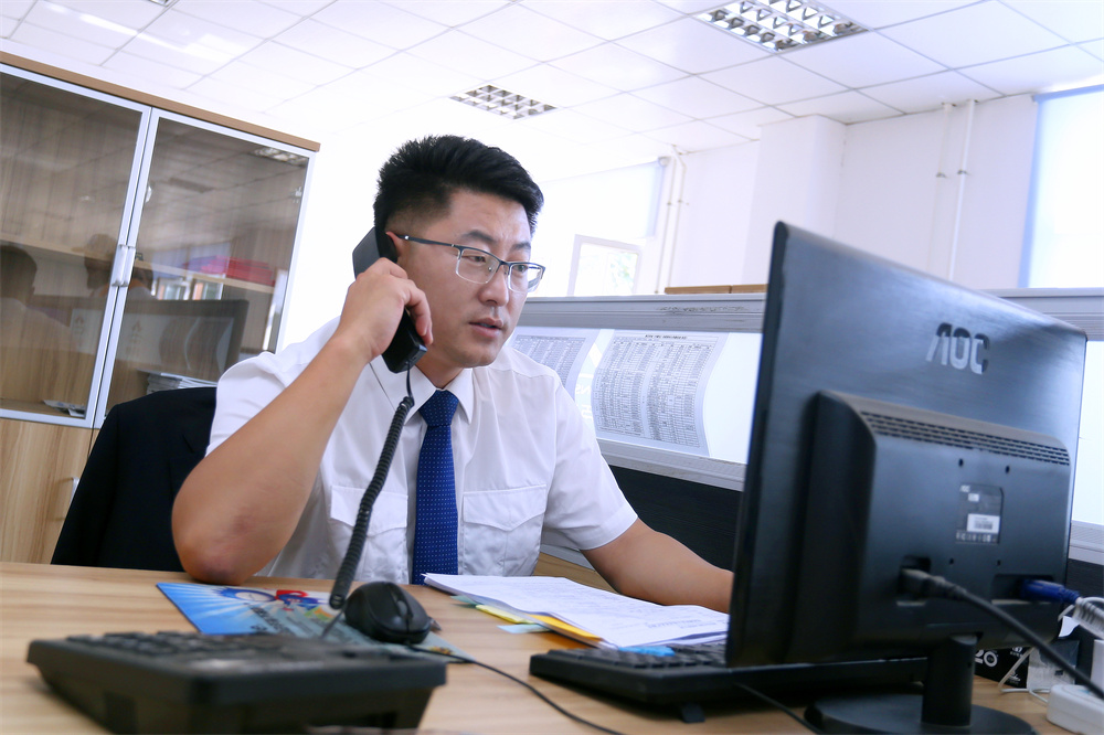 久久人妻少妇嫩草AV