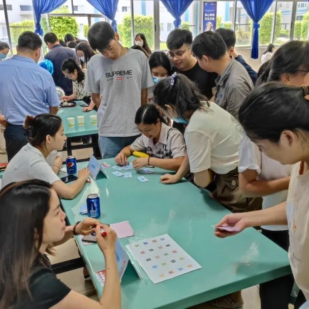 久久人妻少妇嫩草AV