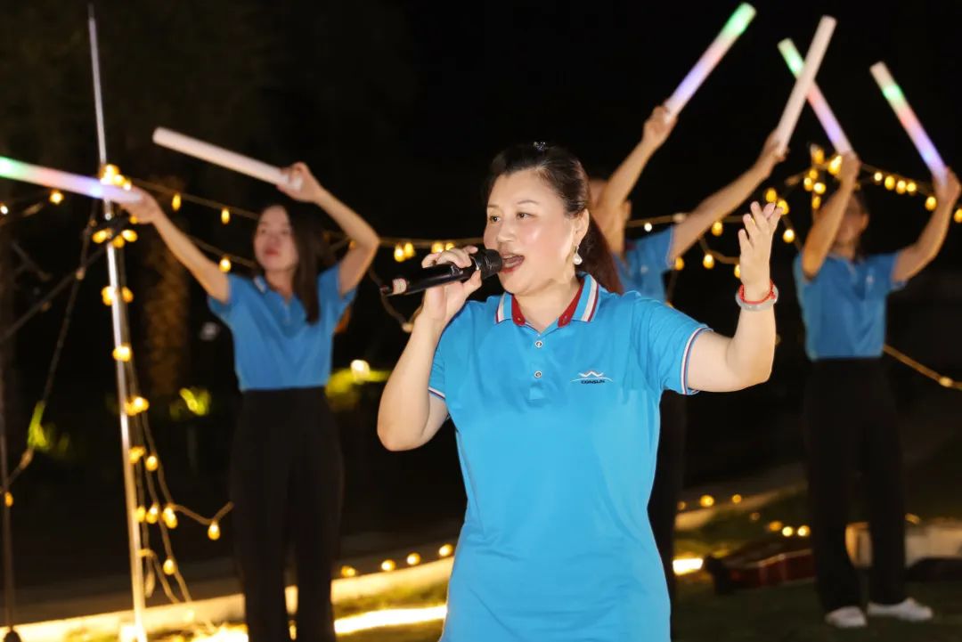 久久人妻少妇嫩草AV