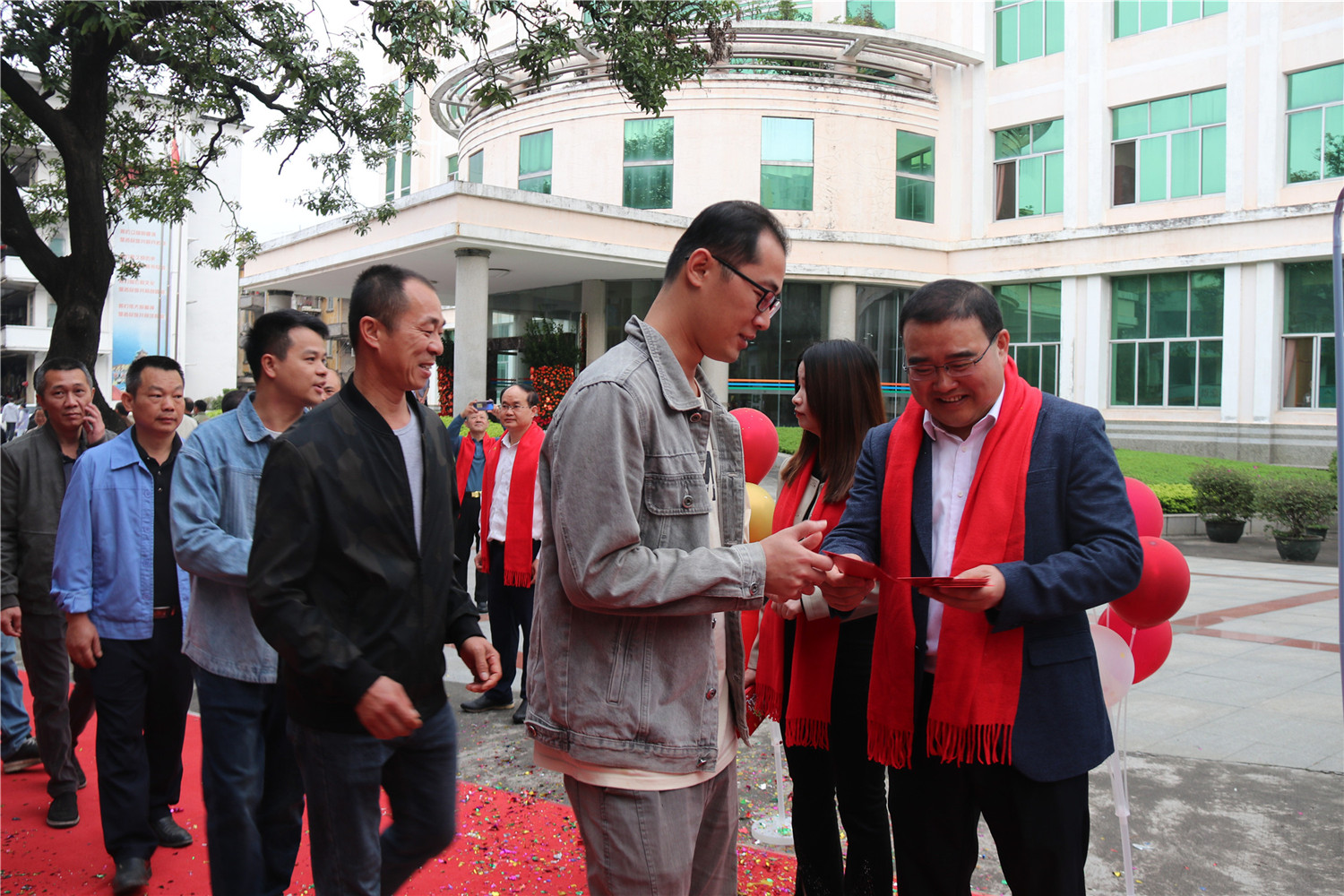 久久人妻少妇嫩草AV