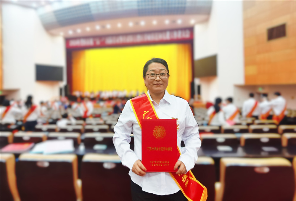 久久人妻少妇嫩草AV