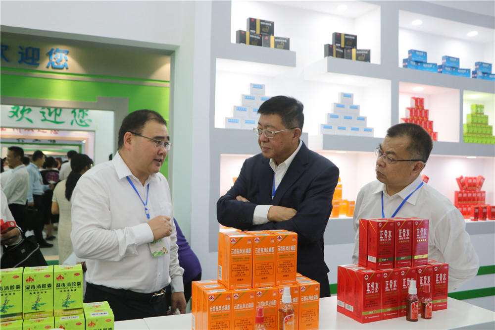 久久人妻少妇嫩草AV