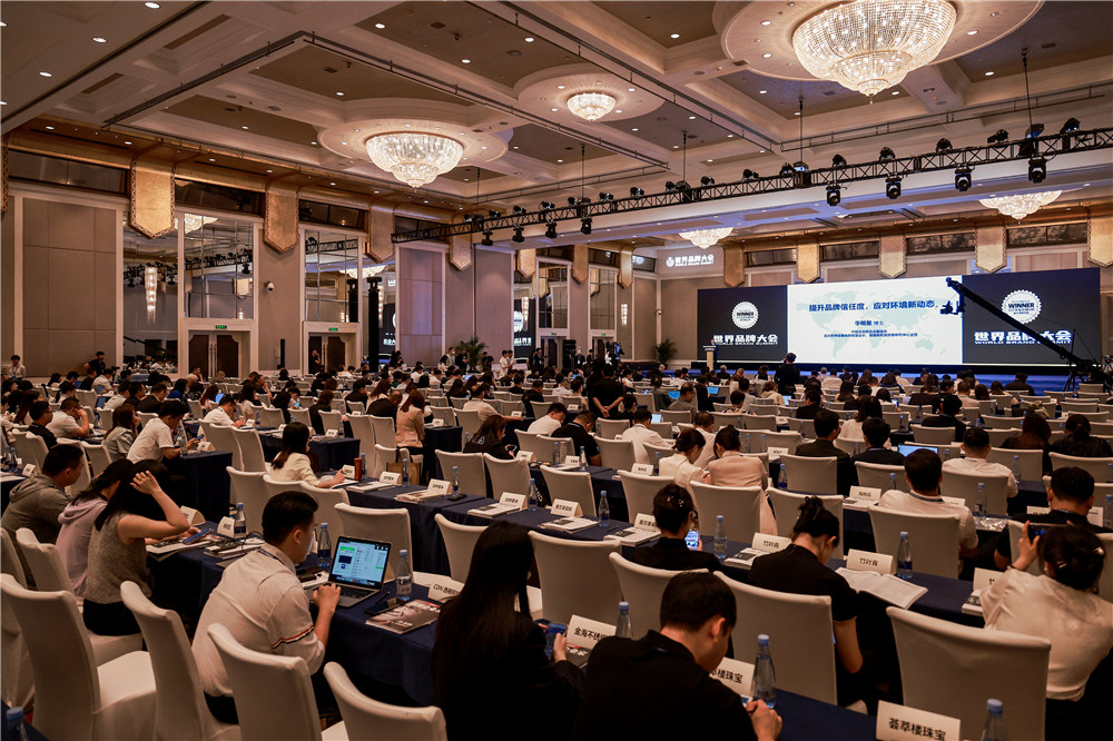 久久人妻少妇嫩草AV