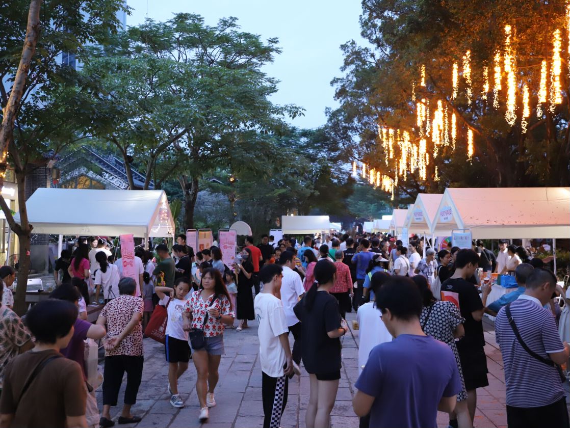 久久人妻少妇嫩草AV